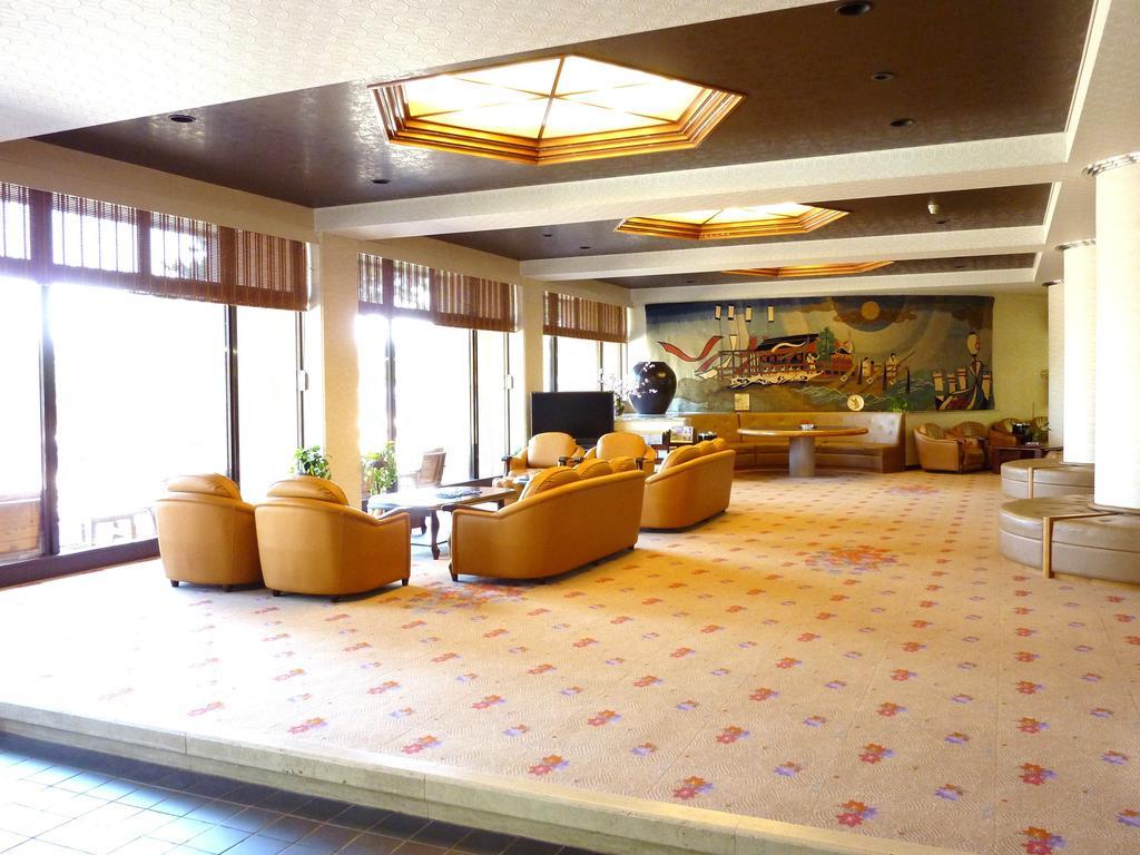 Miyajima Seaside Hotel Itsukushima Екстериор снимка